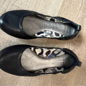 Coach Black Leather Rounded Ballet Flats